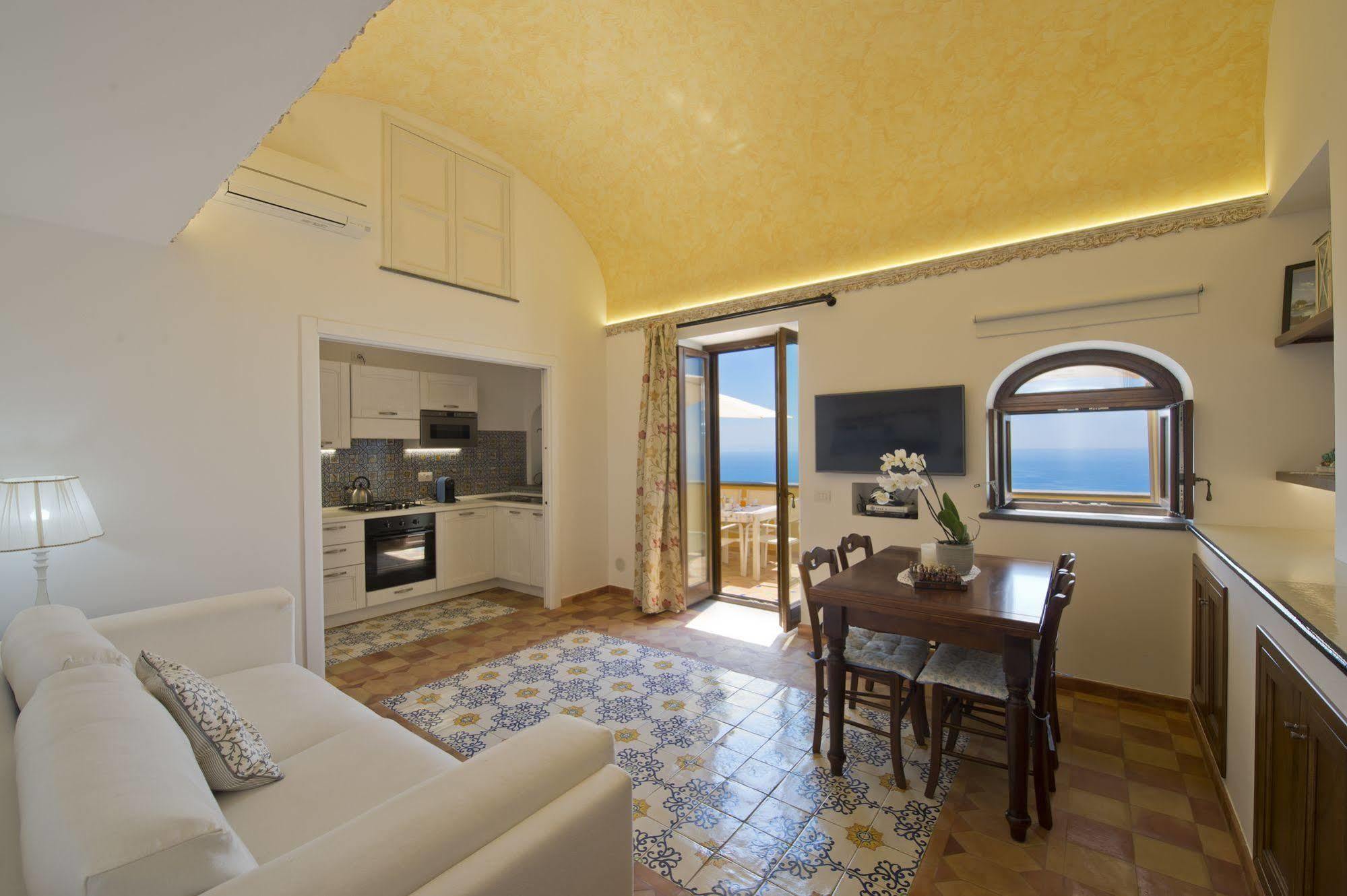 Golden Vaults Praiano Eksteriør billede