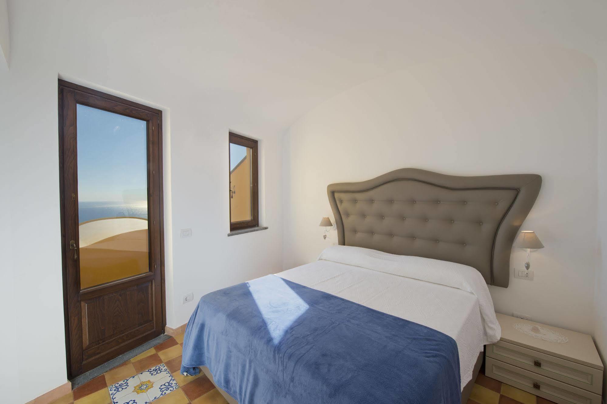 Golden Vaults Praiano Eksteriør billede