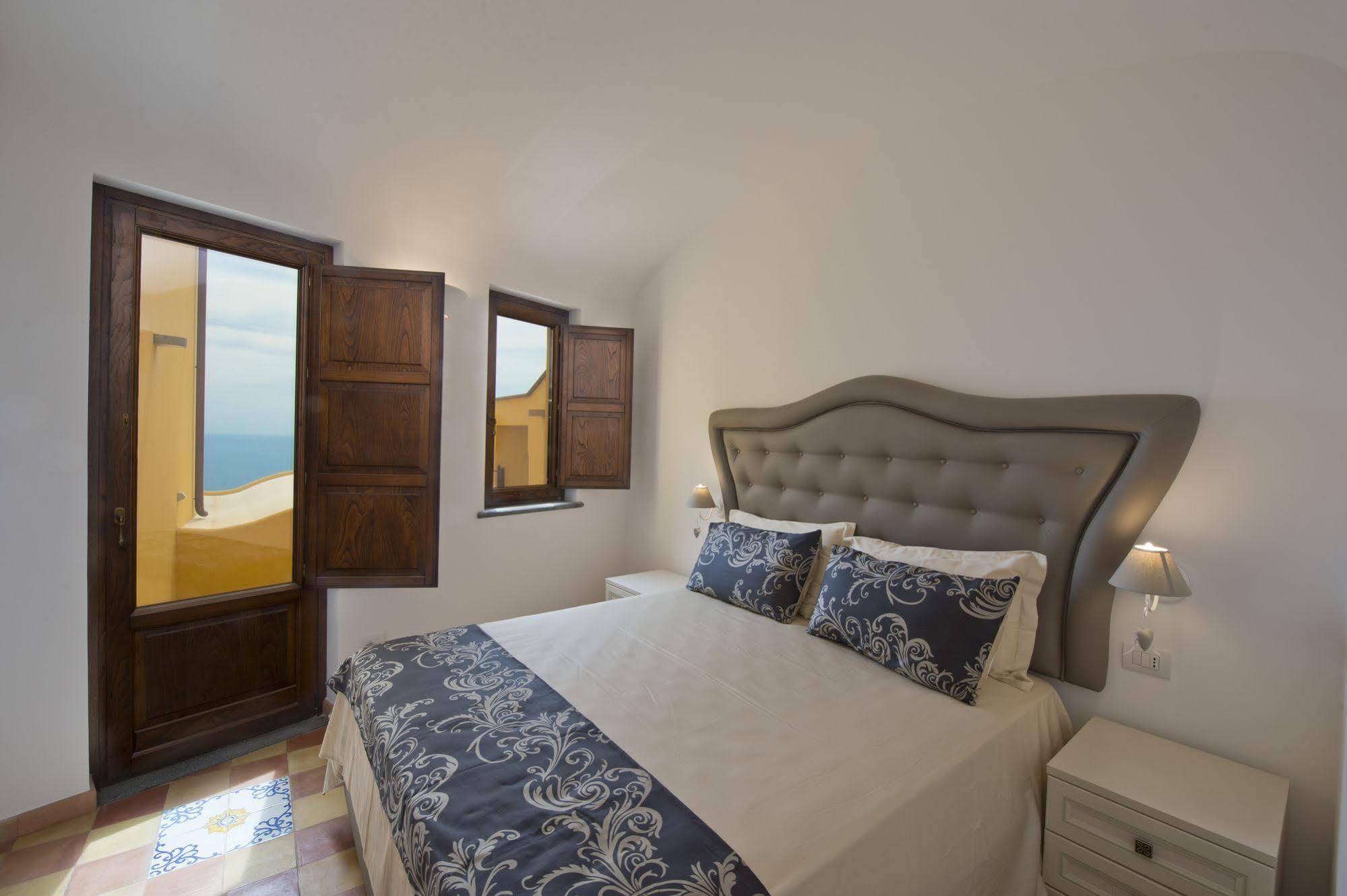 Golden Vaults Praiano Eksteriør billede