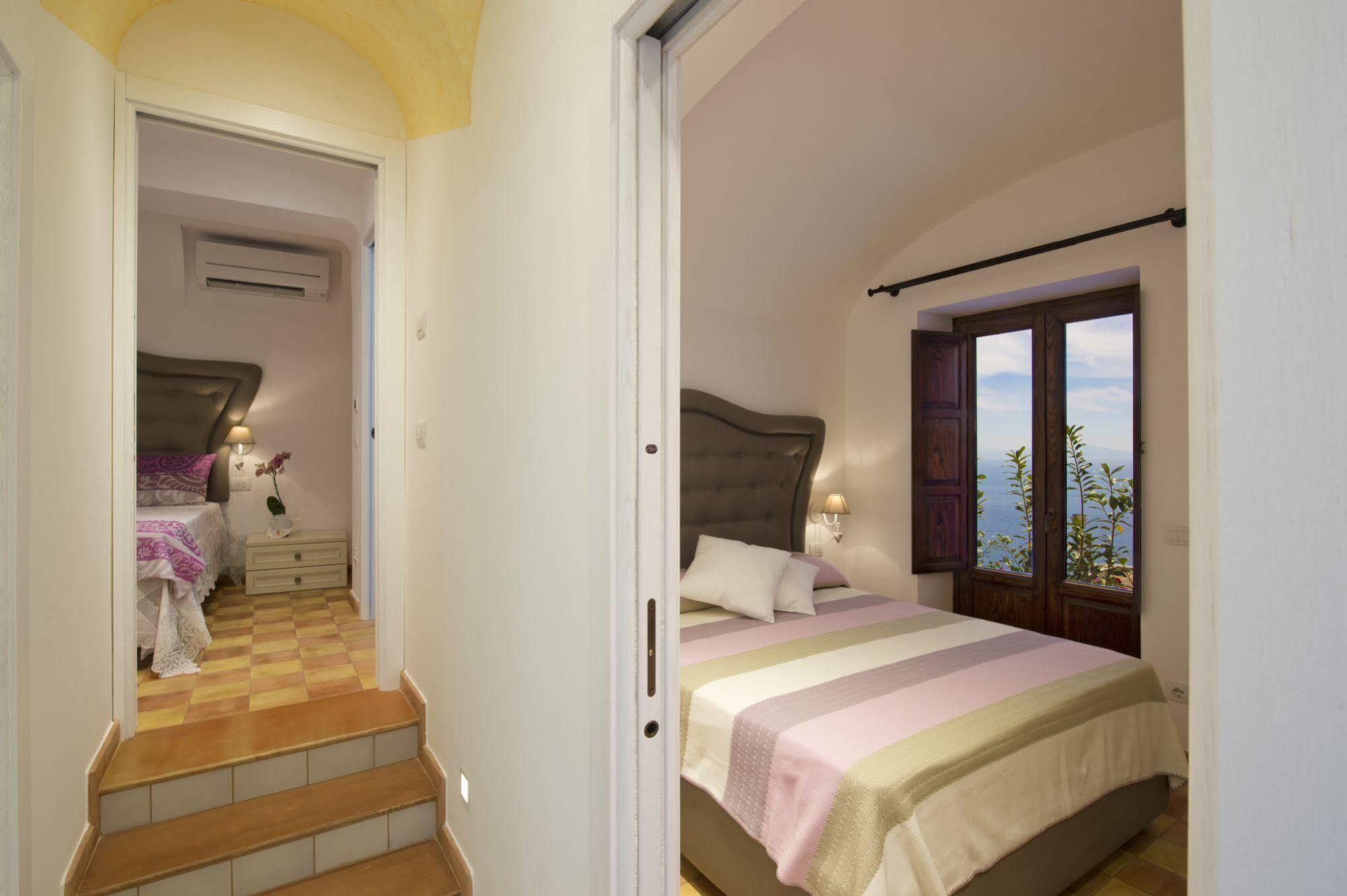 Golden Vaults Praiano Eksteriør billede